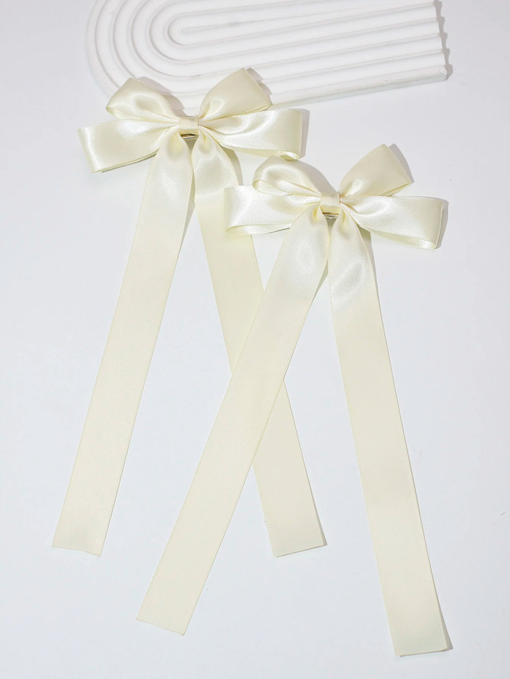 The Ribbon Co. Hair Clip (2 Pcs)